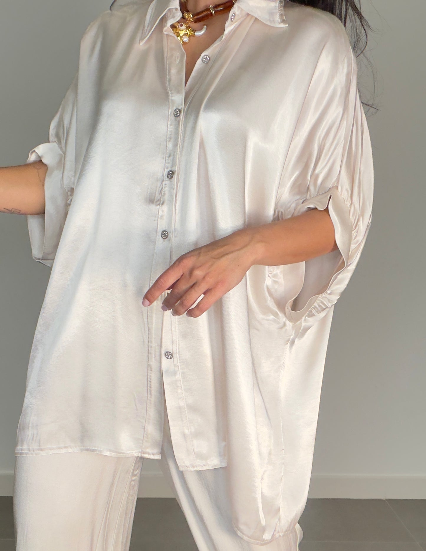 Camisa SATINADA OVERSIZE