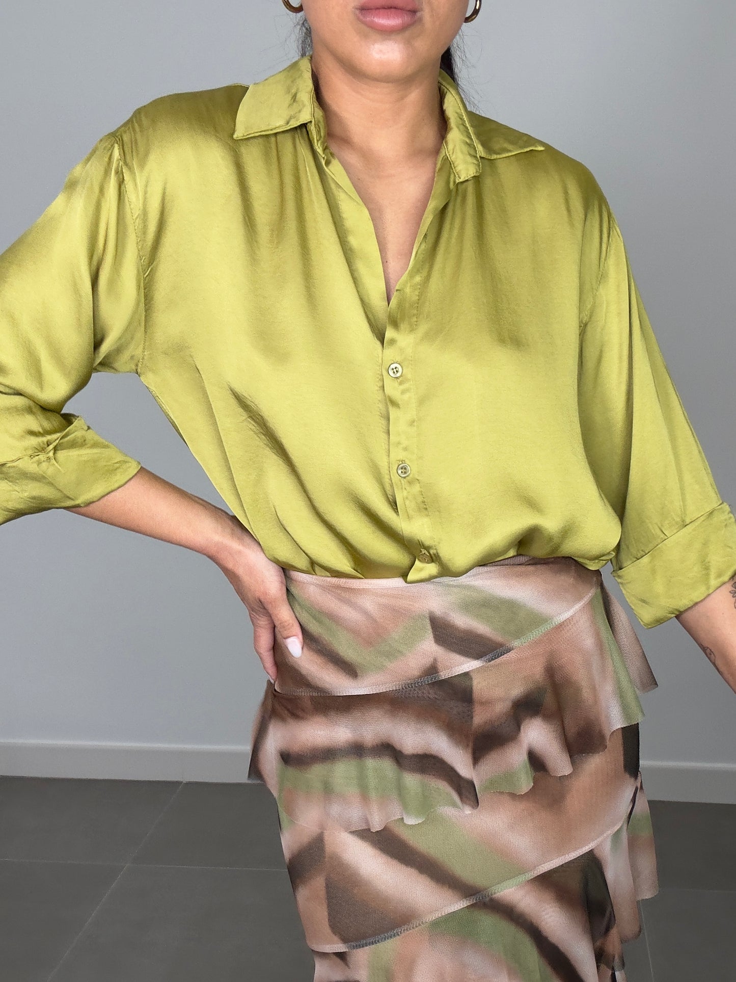 Camisa SATINADA BASIC