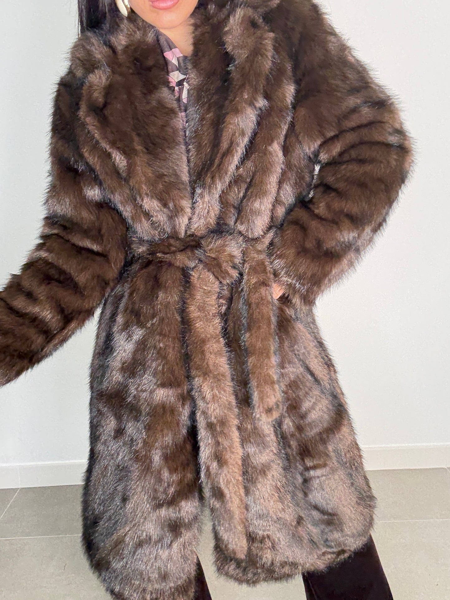 Abrigo LARGO PELO LOW COST PODERÍO