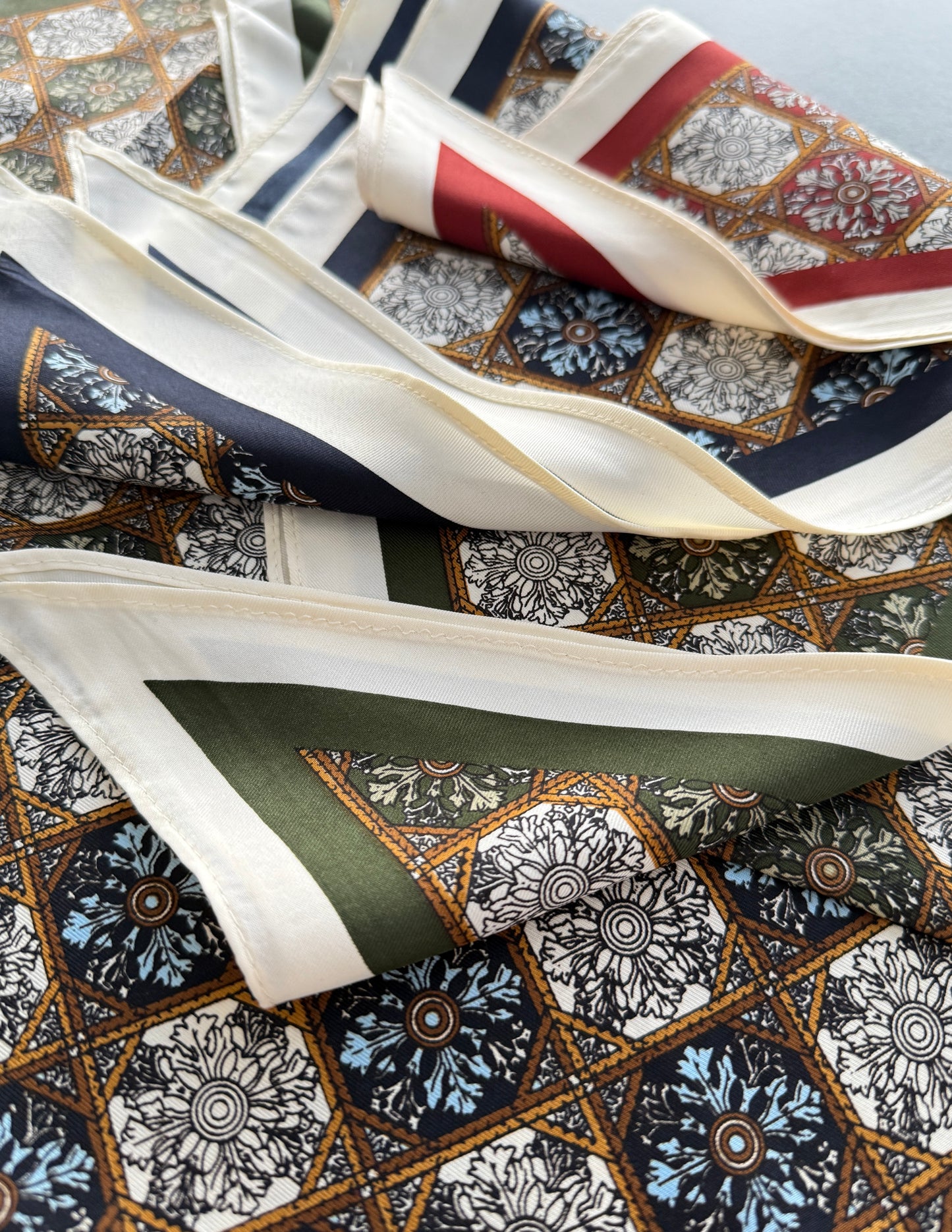 Pañuelo PICO MOSAICO