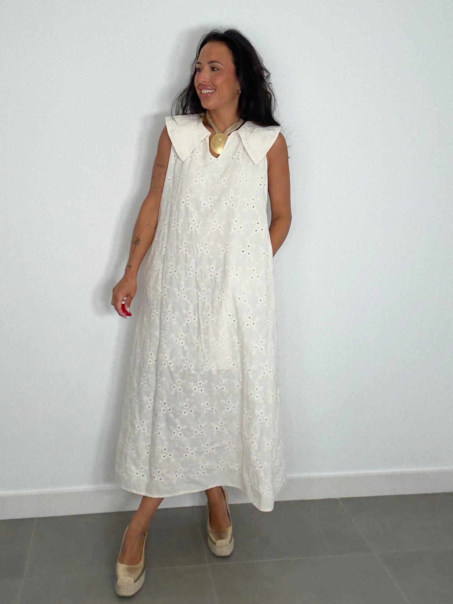 Vestido PERFORADO