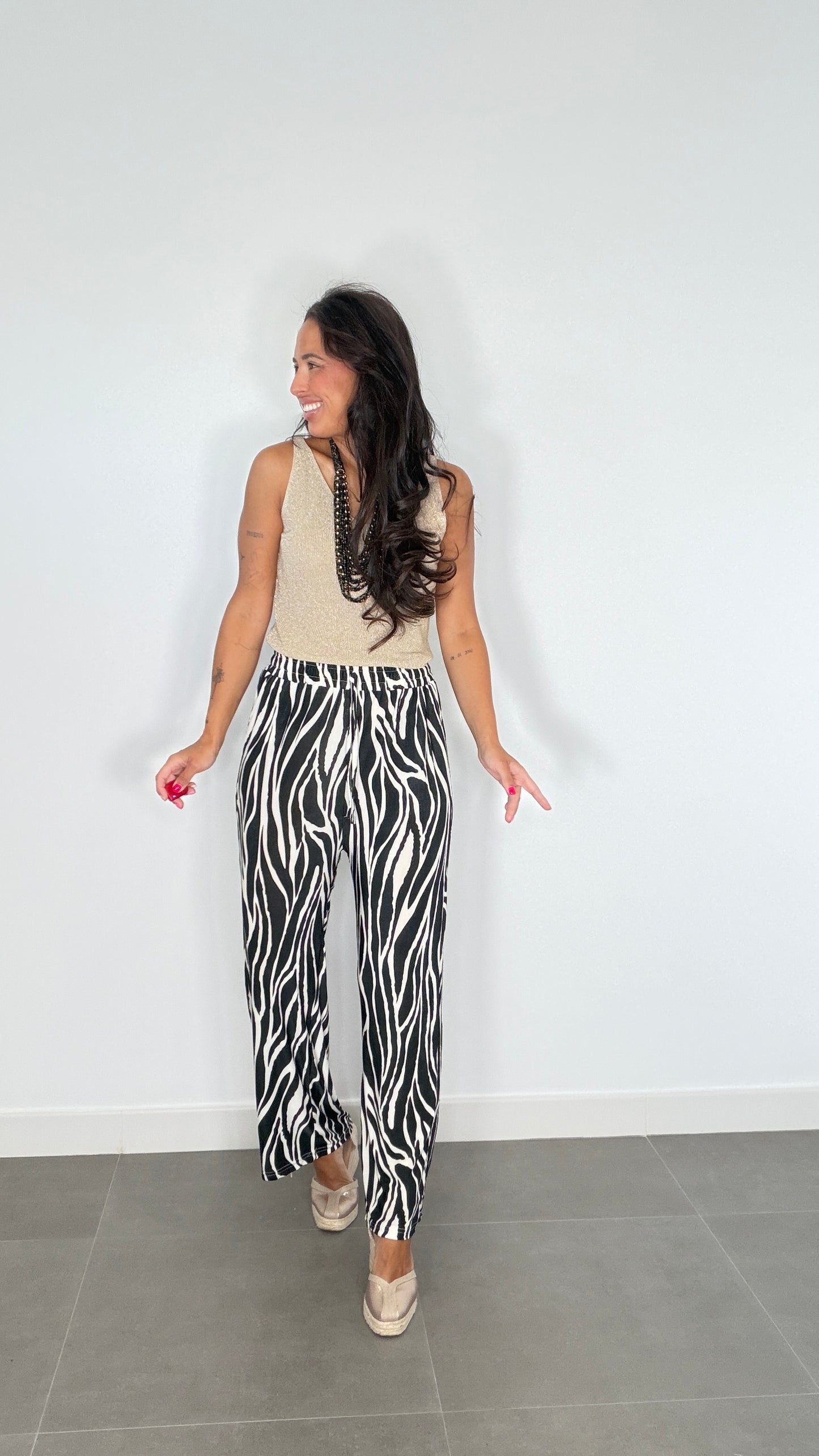 Pantalón LOW COST CEBRA LICRA FRÍA
