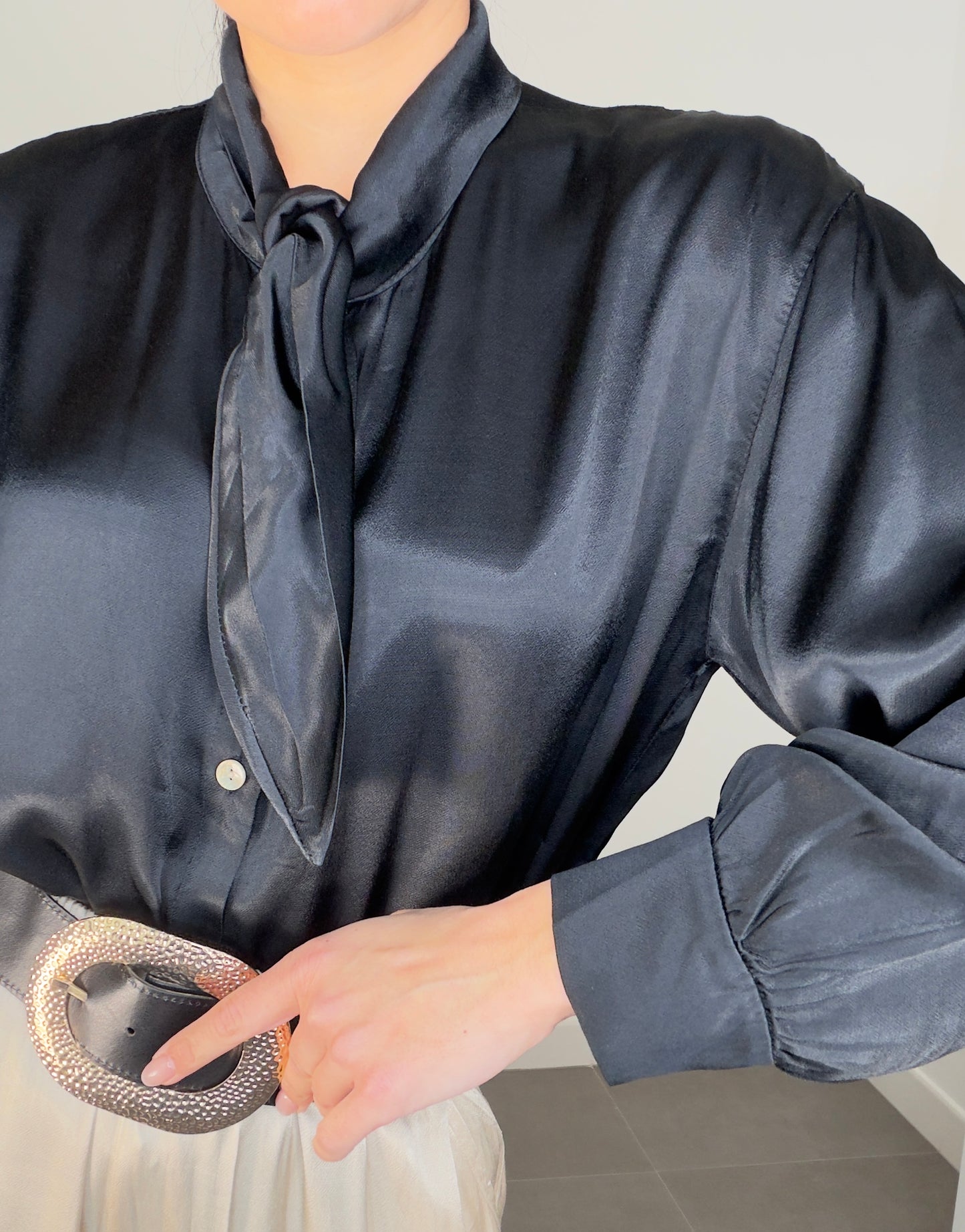 Camisa CORBATÍN SATINADO