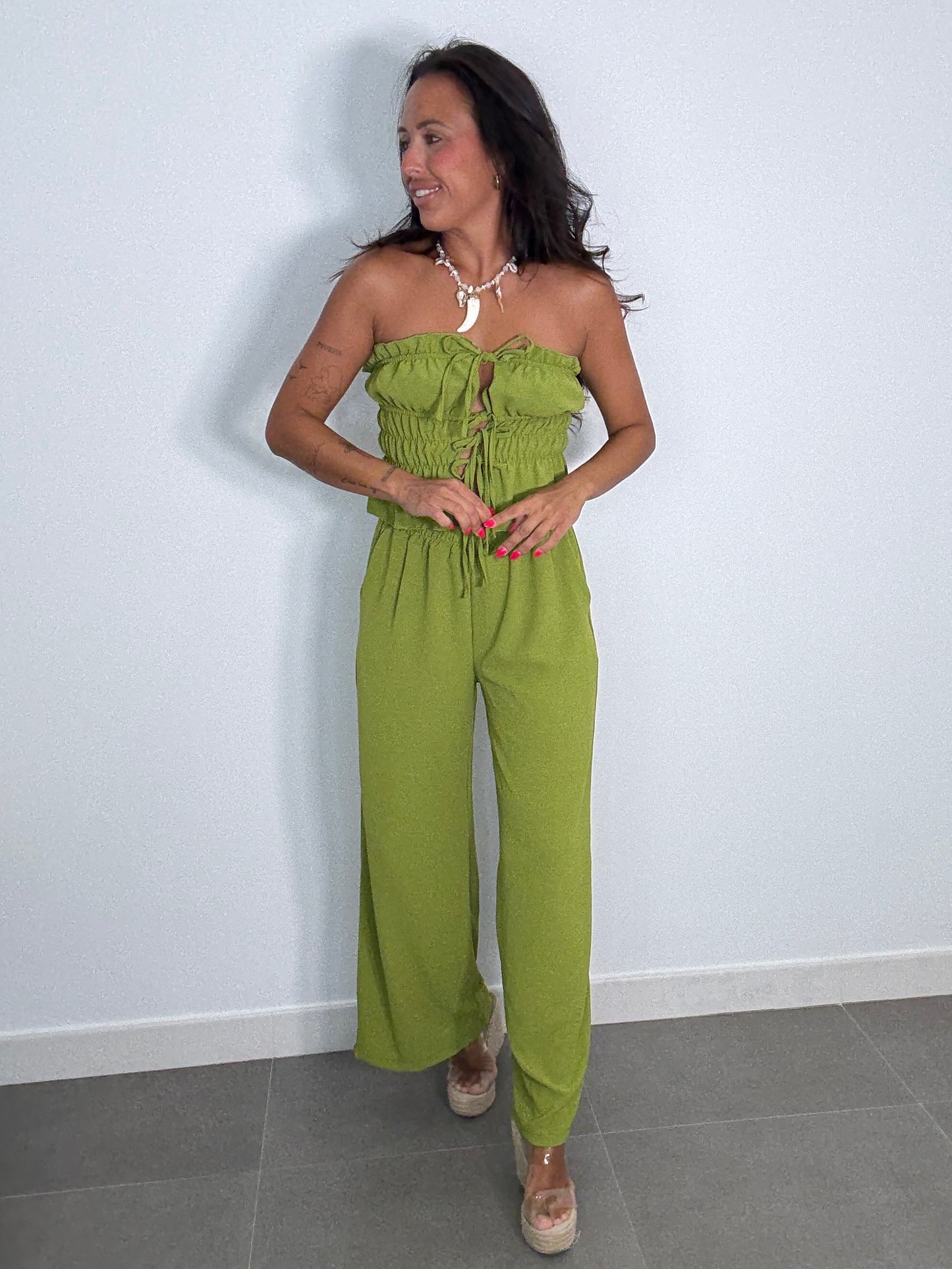 Conjunto THAIS