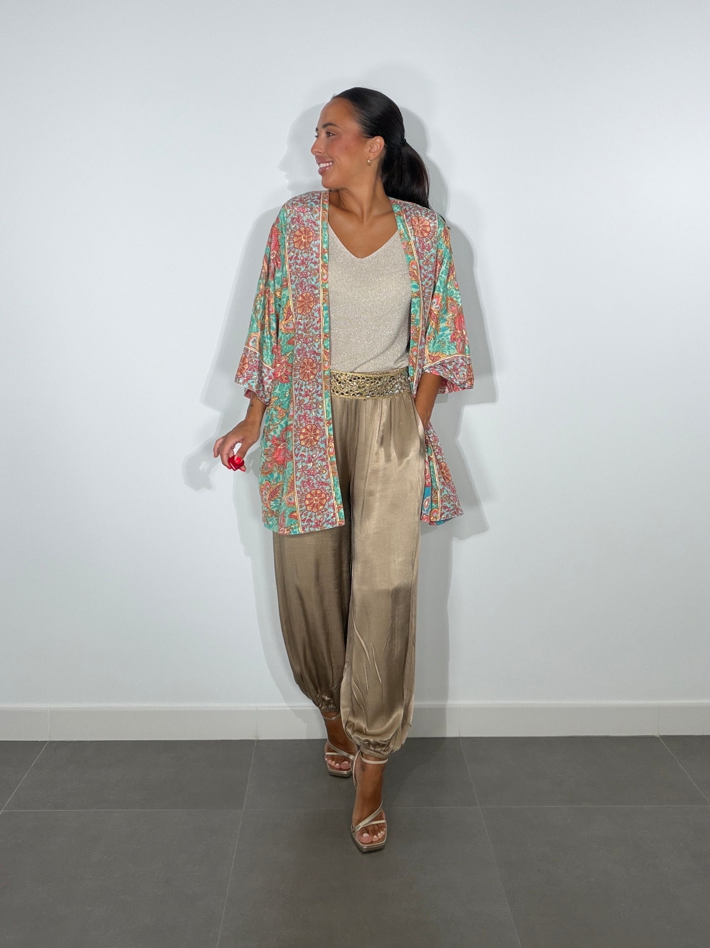 Kimono REVERSIBLE CORTO FLORES