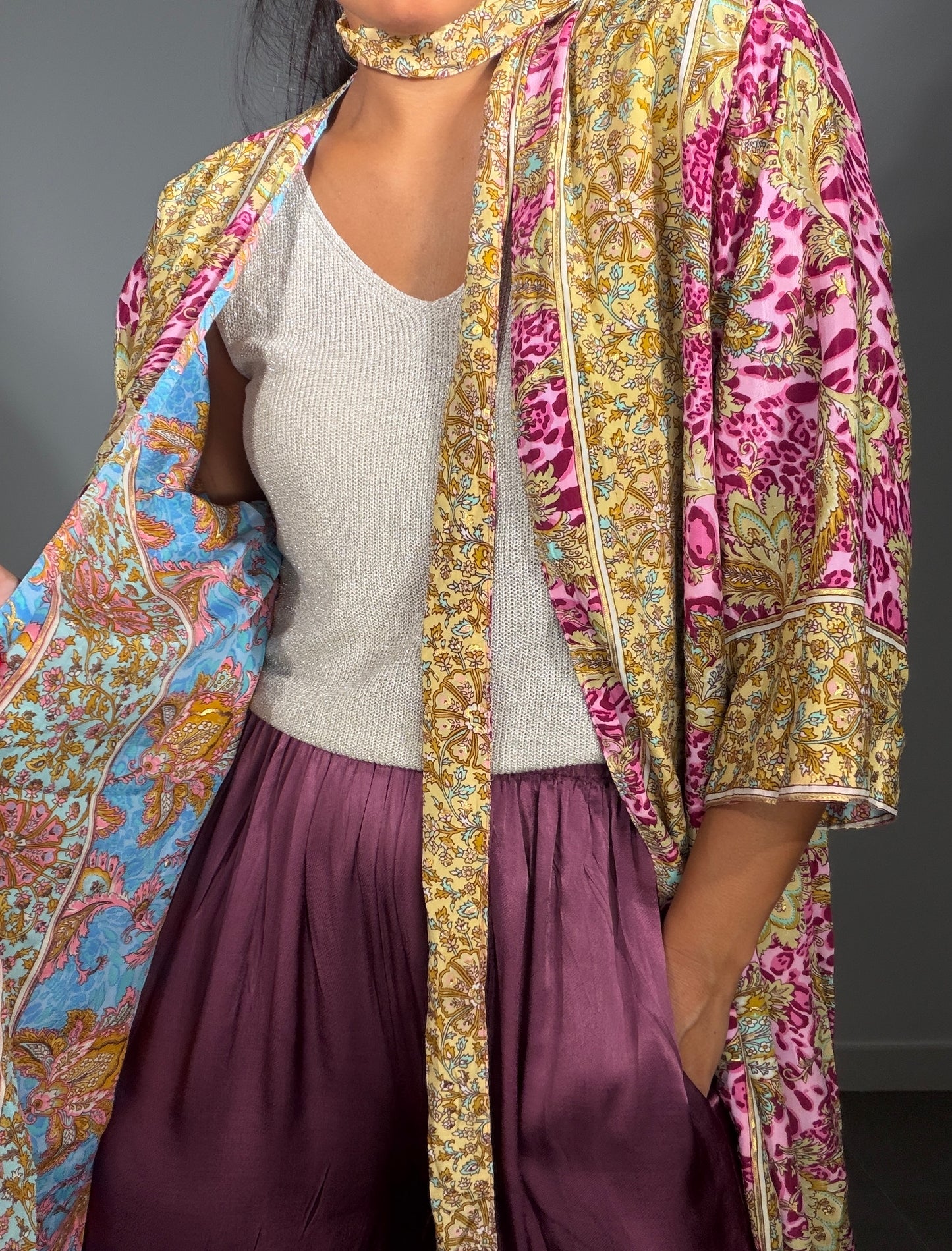Kimono REVERSIBLE CORTO FLORES