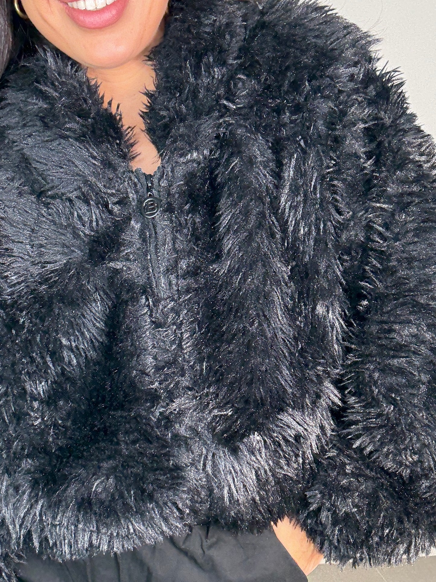 Chaqueta PELUCHE CAPUCHA