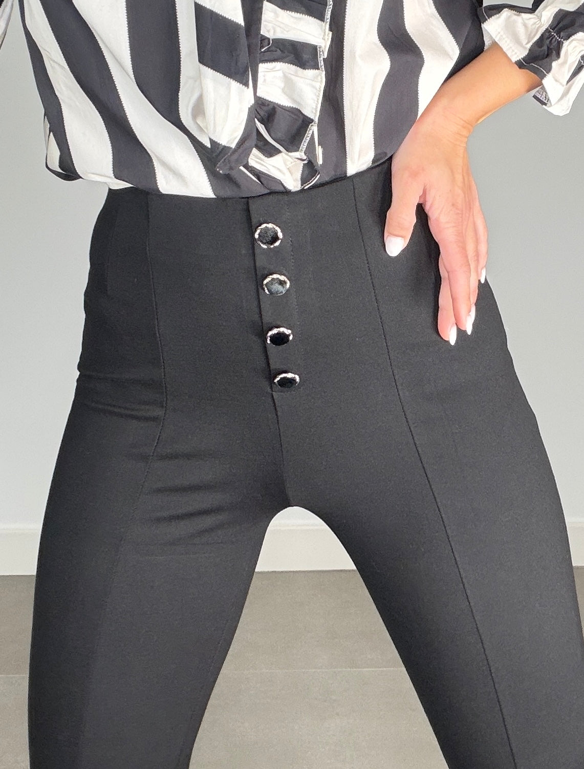 Pantalón PUNTO ROMA EFECTO CAMPANA