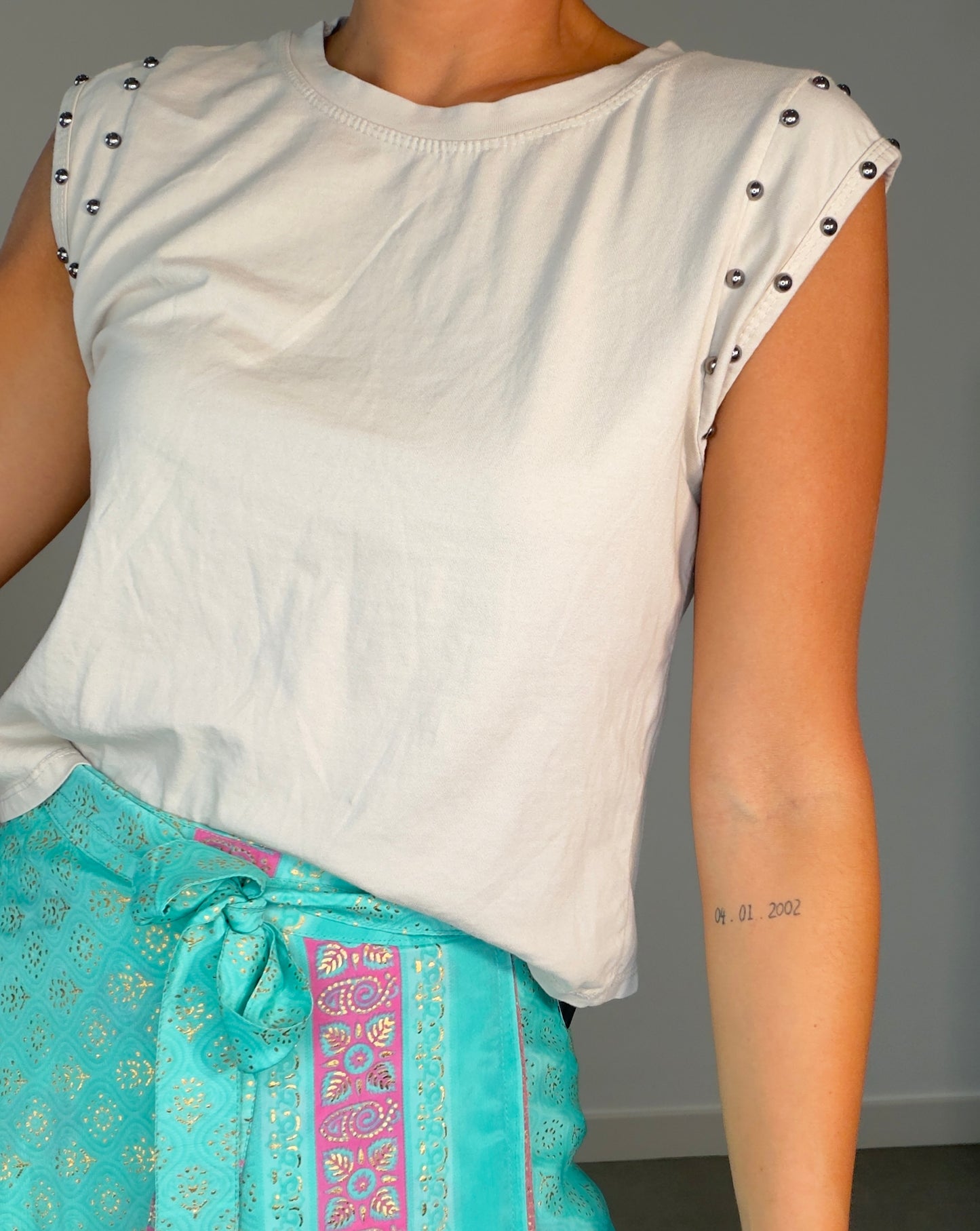 Camiseta TACHUELAS
