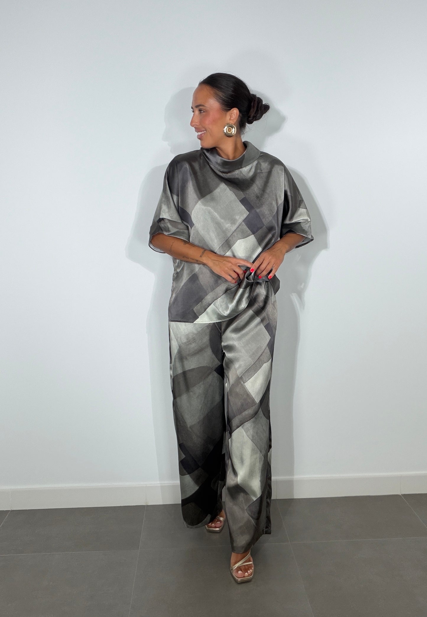 Conjunto SATINADO DIVINE