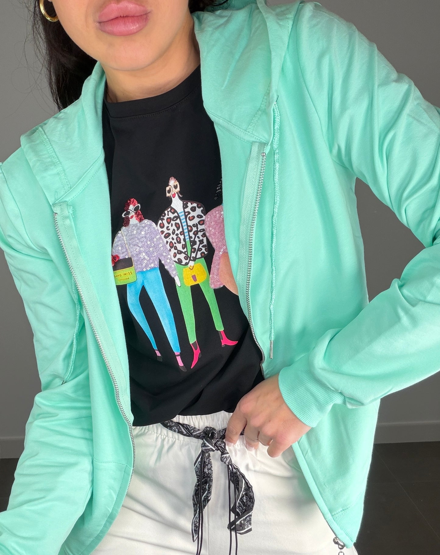 Sudadera LOW COST CAPUCHA