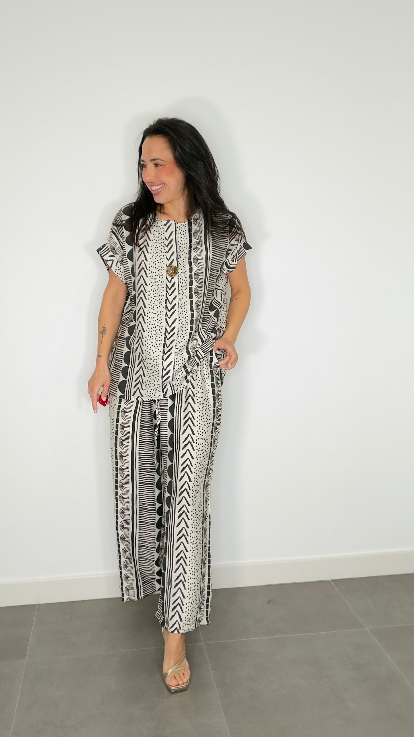 Conjunto LOW COST SAONA