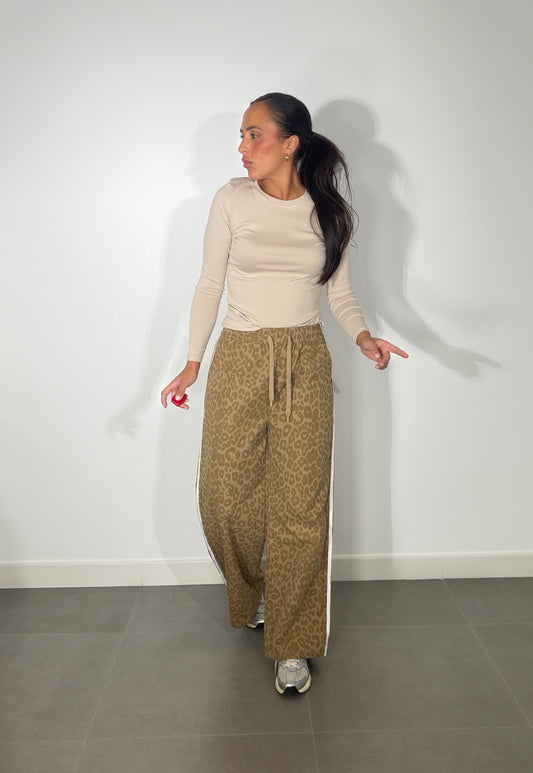 Pantalón RECTO ANIMAL PRINT RAYA