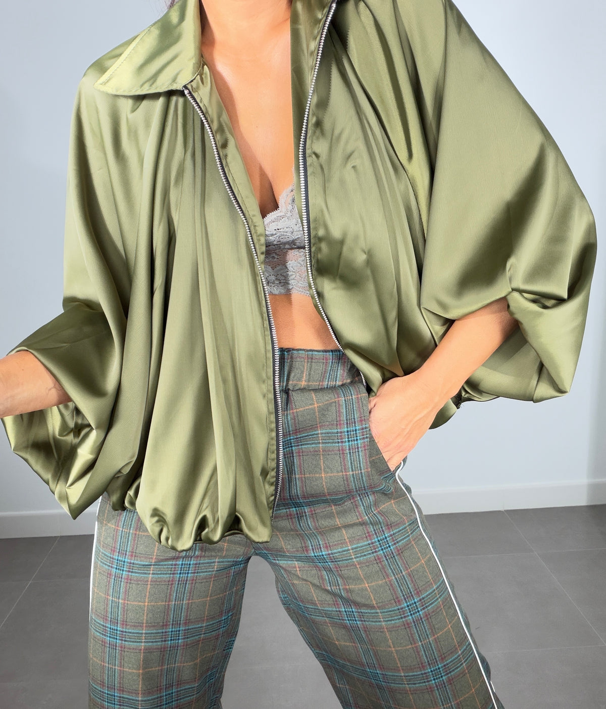 Bomber SATINADA MARIPOSA