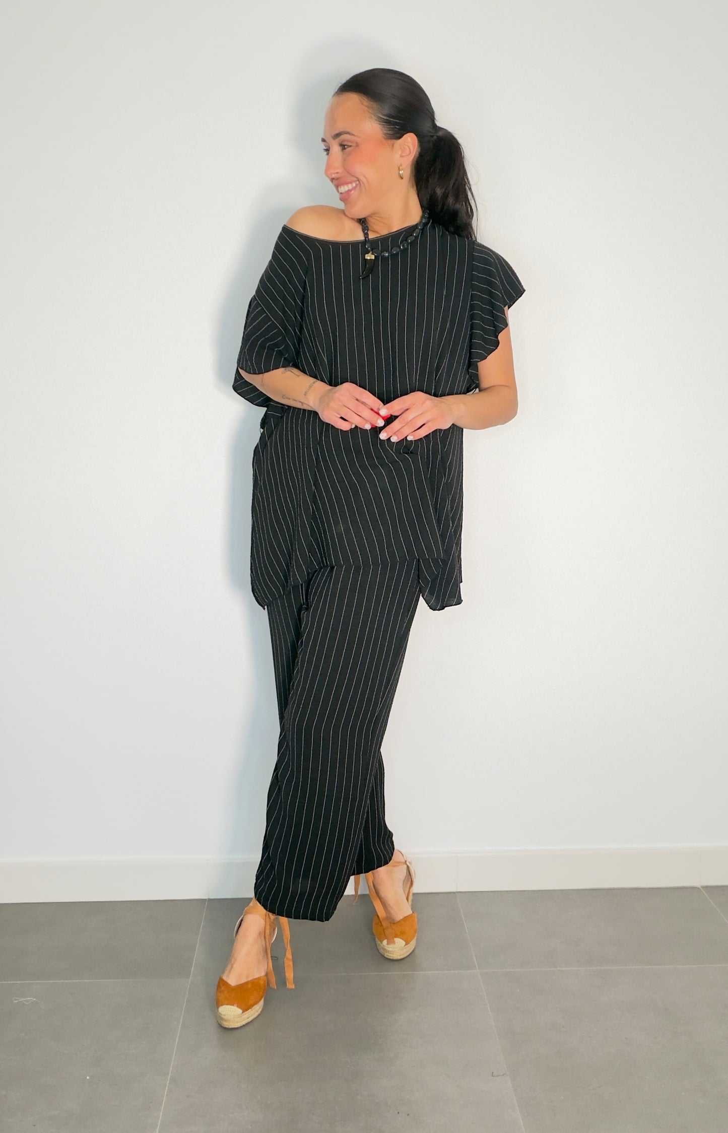 Conjunto RAYA DIPLOMÁTICA LOW COST