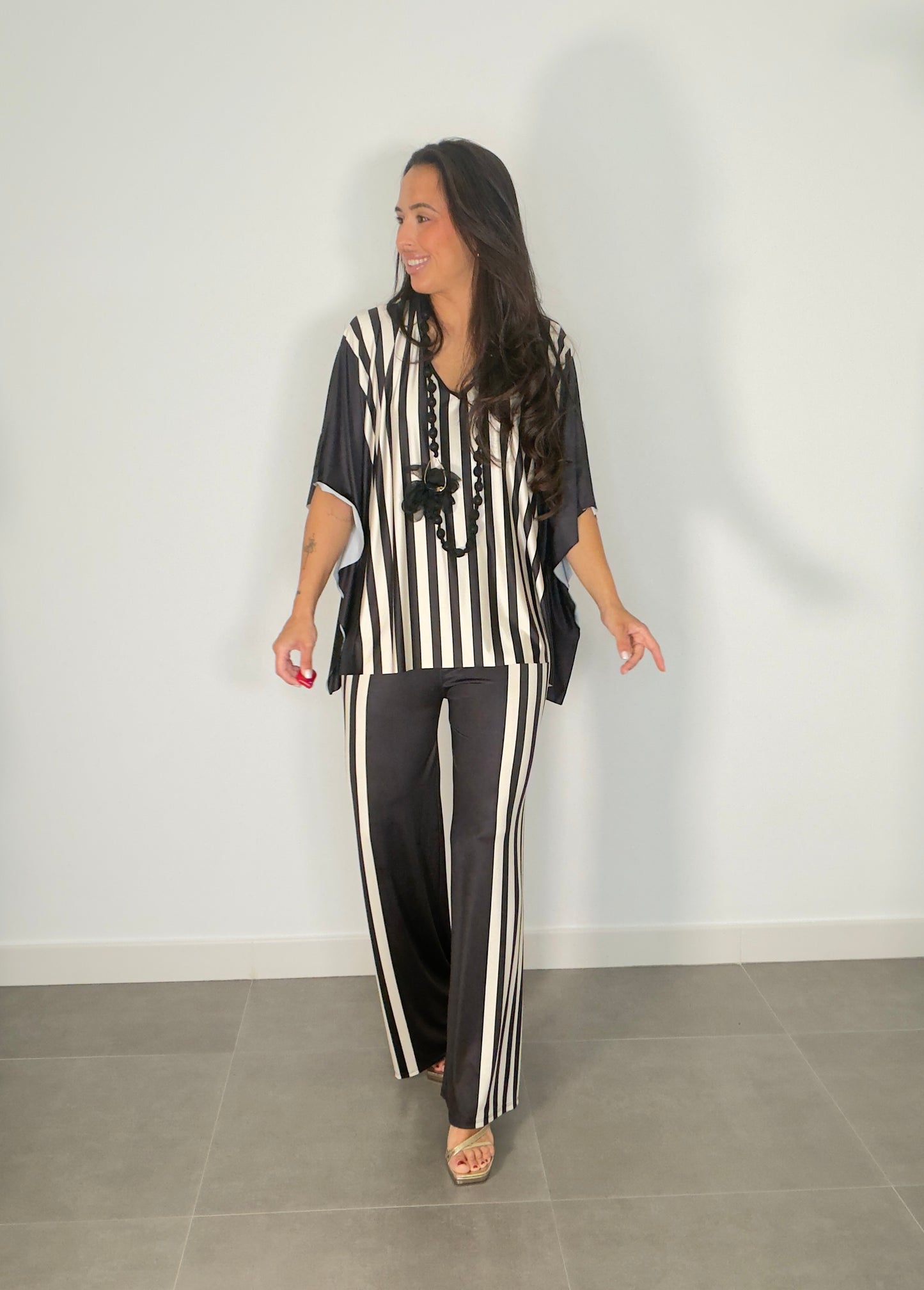 Conjunto LIRA FRÍA PALOMA