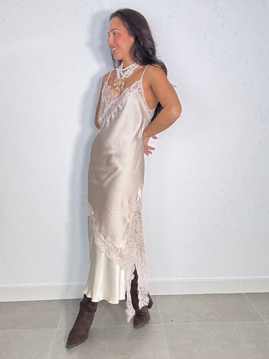 Vestido LENCERO ENCAJE PICOS