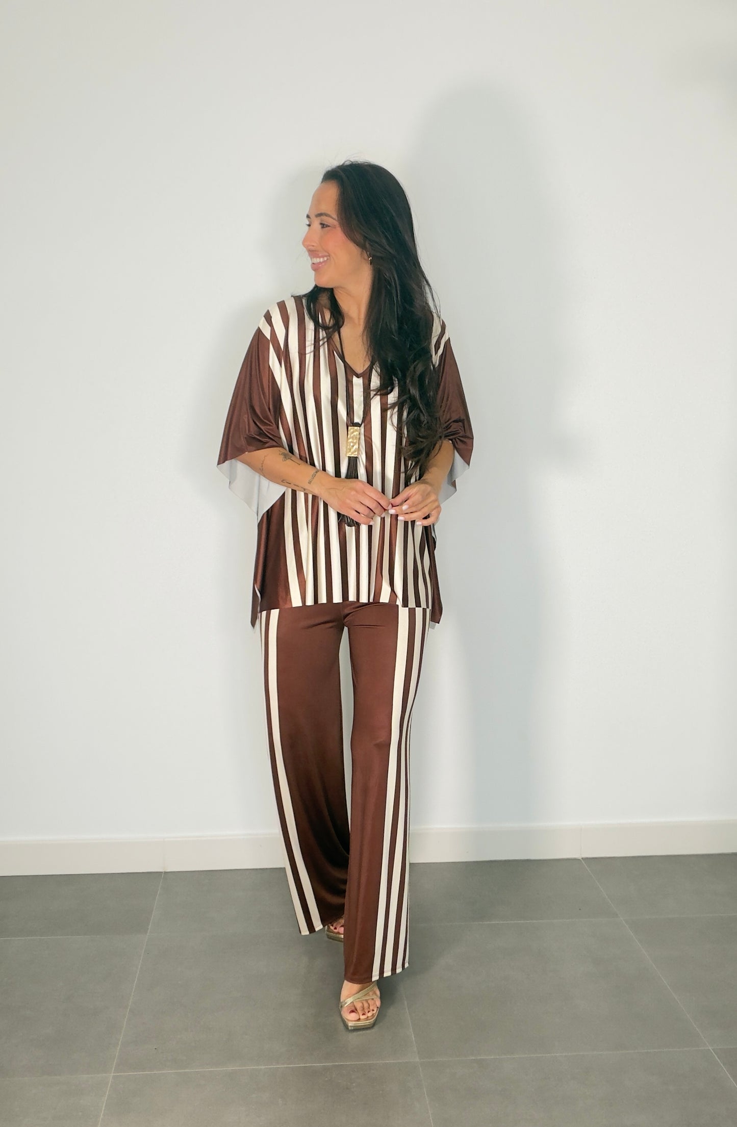 Conjunto LIRA FRÍA PALOMA