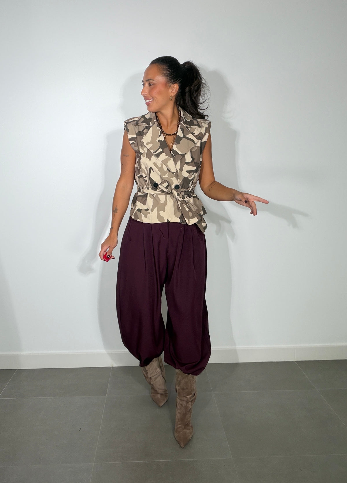 Pantalón PINZAS BAGGY LOW COST