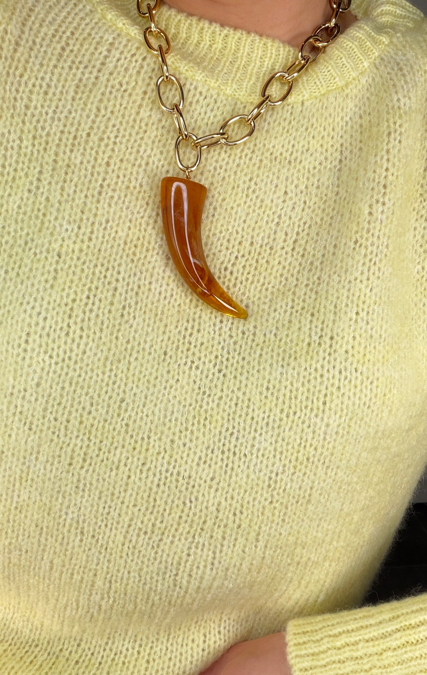 Colgante CUERNOS ACERO