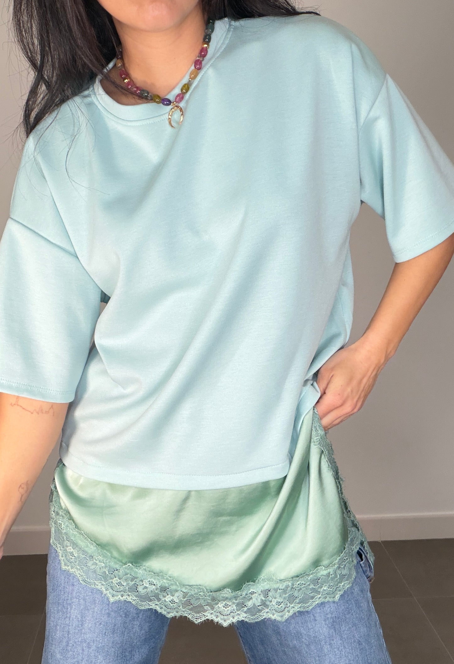 camiseta ENCAJE CAPA DE AIRE