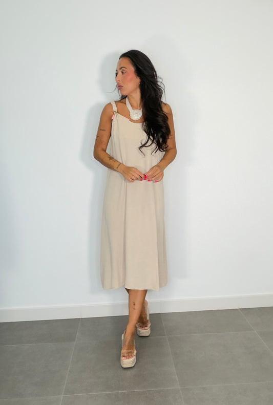 Vestido LOW COST APLIQUE