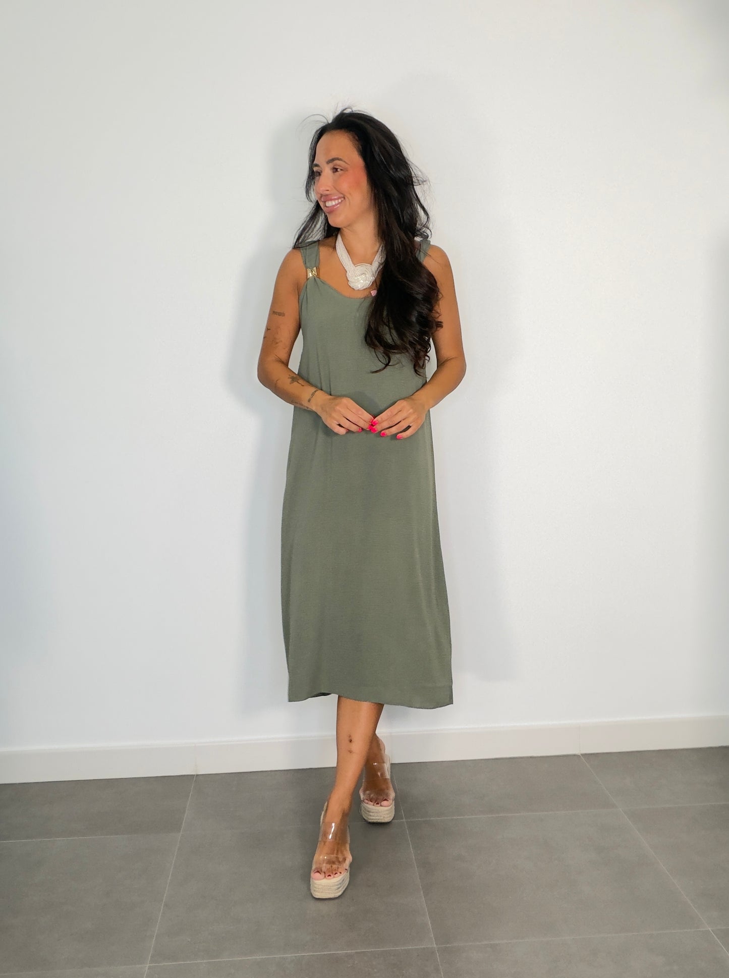 Vestido LOW COST APLIQUE